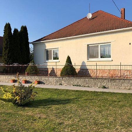Ferienwohnung Elvira Vendeghaz Kisbodak Exterior foto